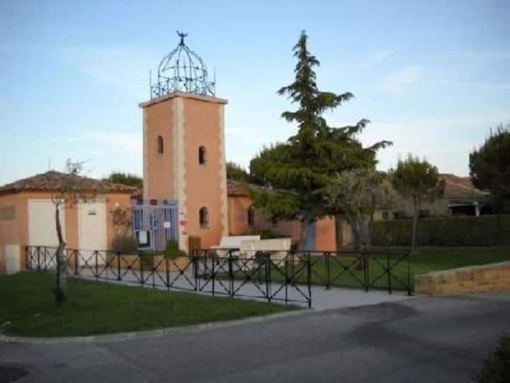 Le Jardin Des Alpilles Villa Eyguières Exterior foto